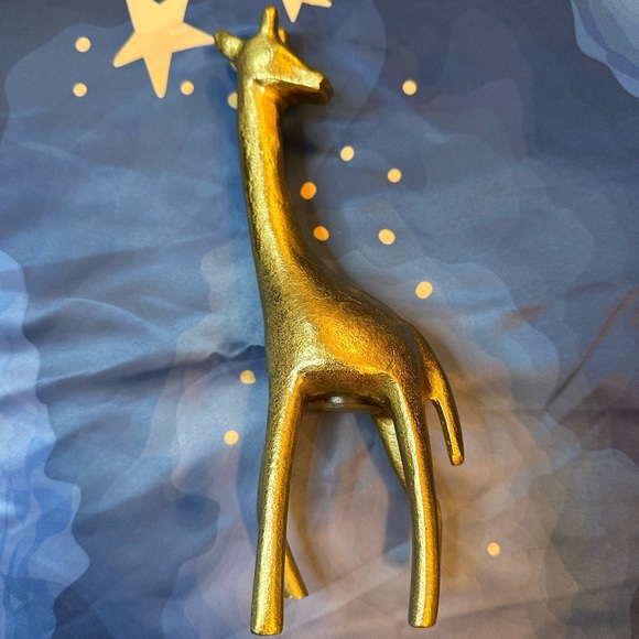 Metal Gold Color Giraffe Figurine - Picture 1 of 5